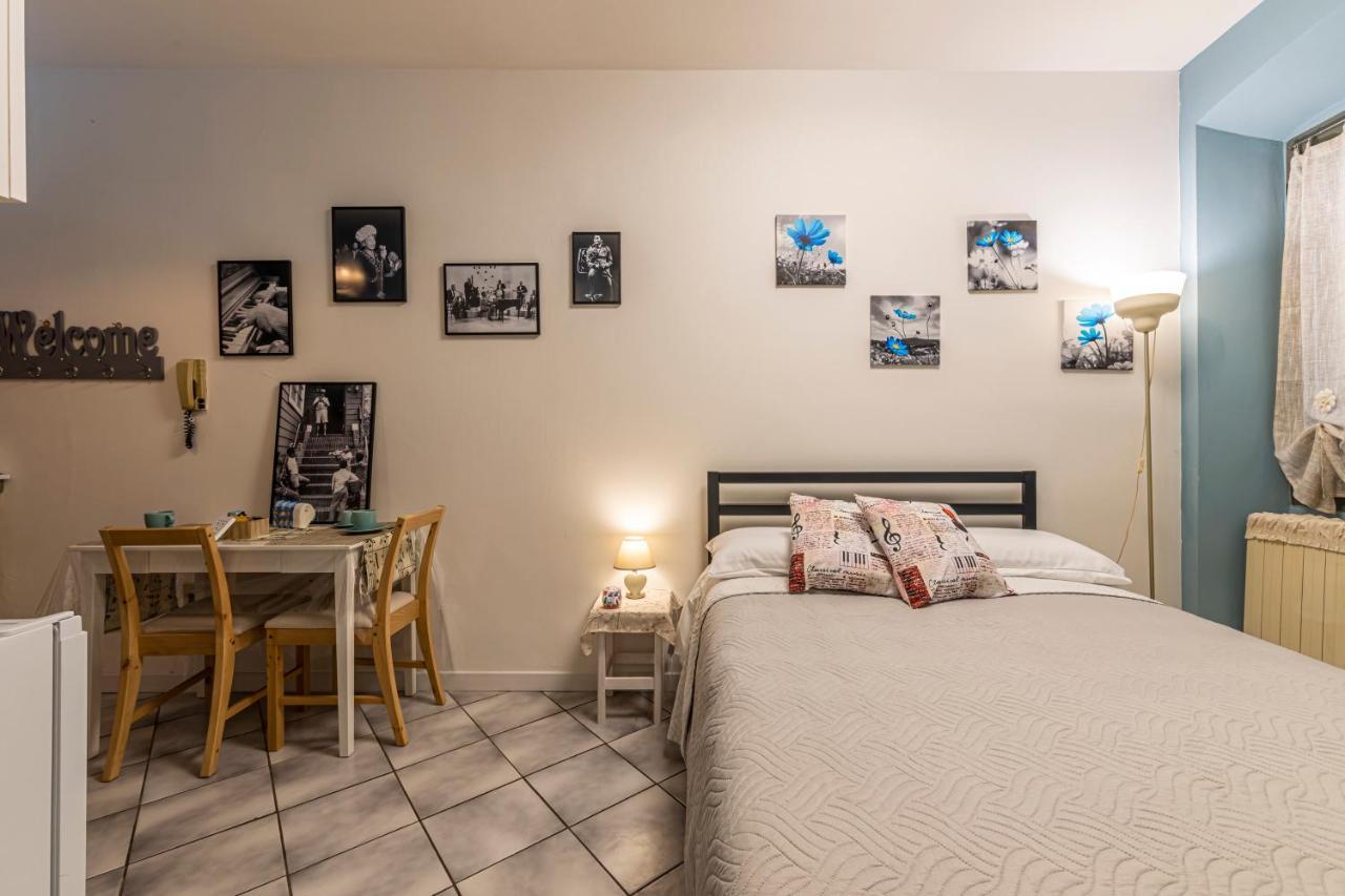 Due Minuti Dal Lago Casa Melodia Daire Intra Dış mekan fotoğraf